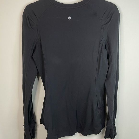 Lululemon Solid Black Long Sleeve Crew Neck with Hand Warmers Size 8 - Picture 6 of 6